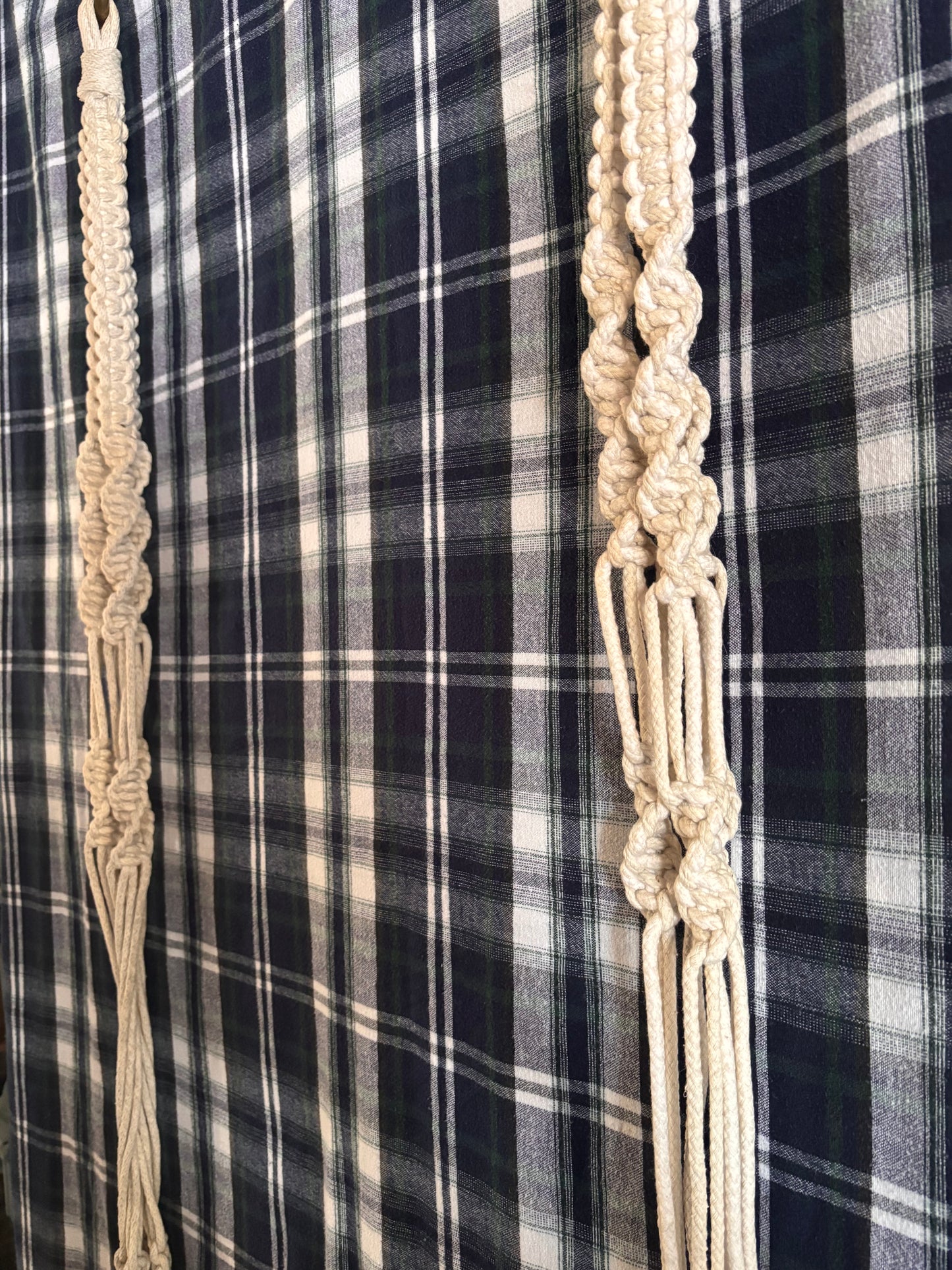 garden : macrame plant hangers
