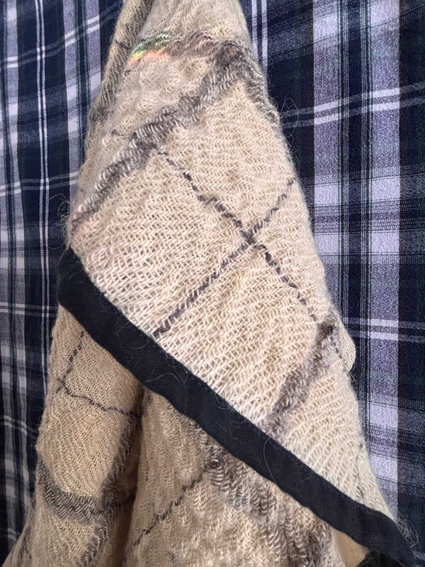 blanket : 100% natural wool