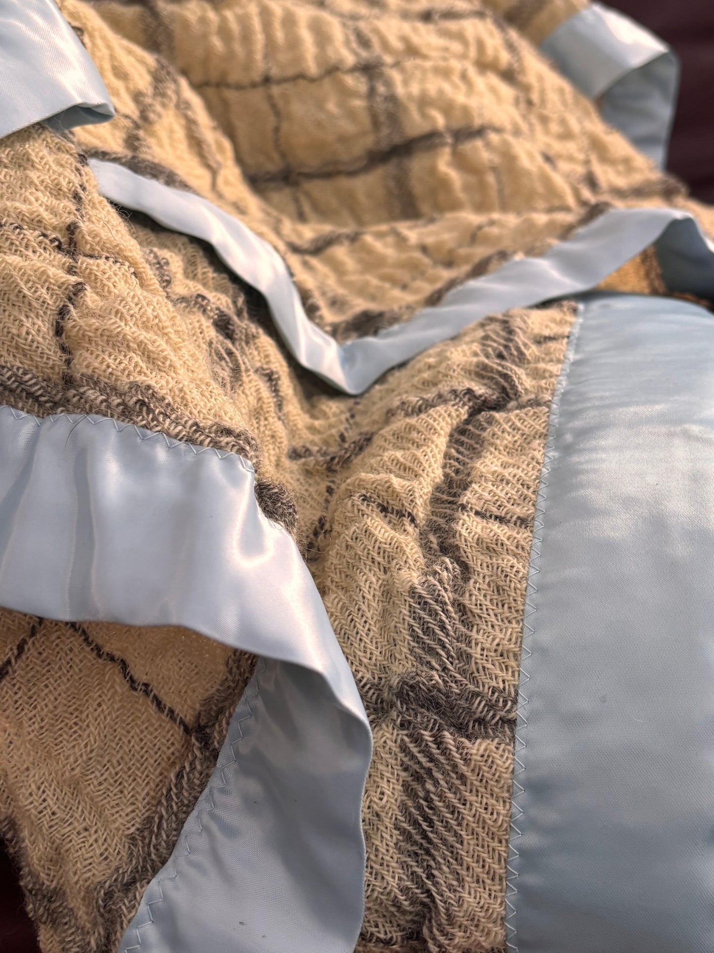 blanket : 100% natural wool