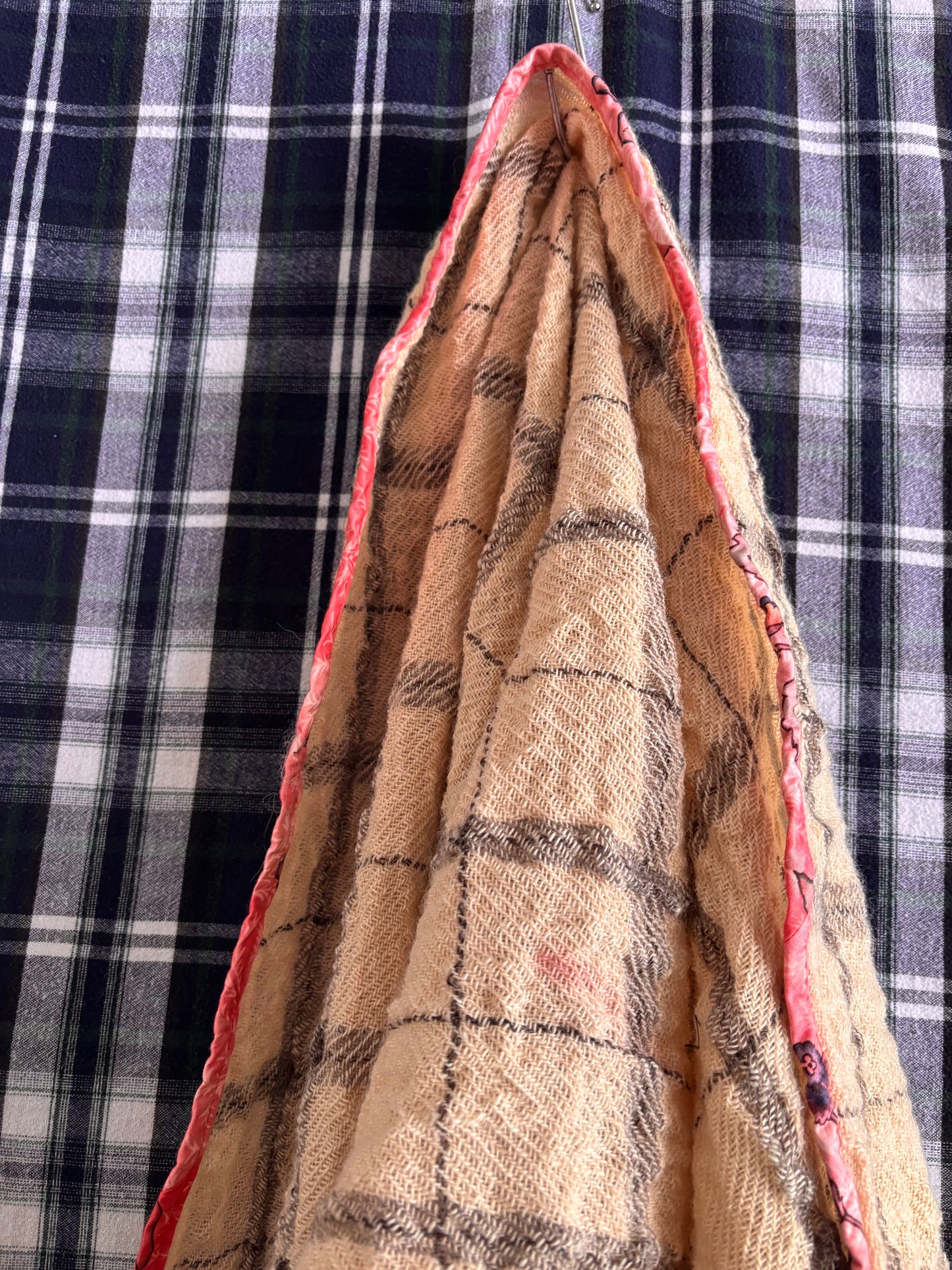 blanket : 100% natural wool